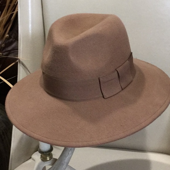 TRIXIE- Black Wool Felt Banded Classic Fedora - Picture 6 of 6